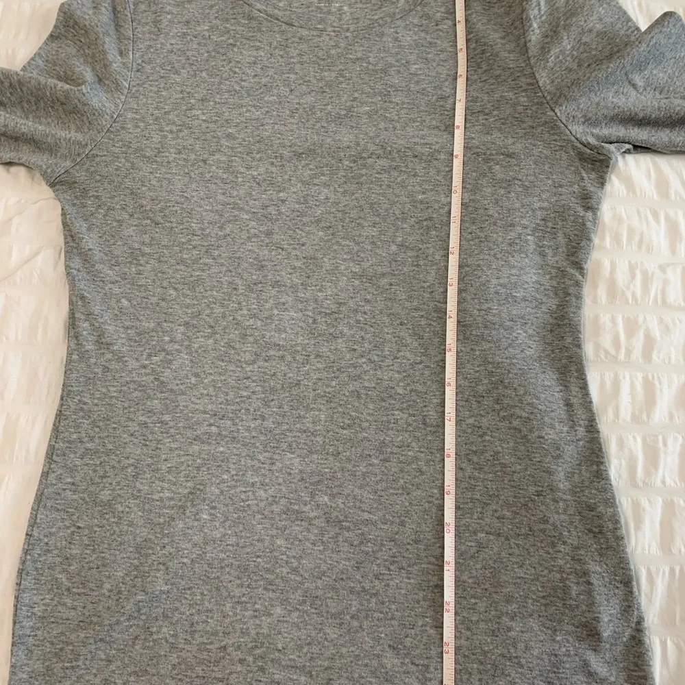 Old Navy Heathered Tee